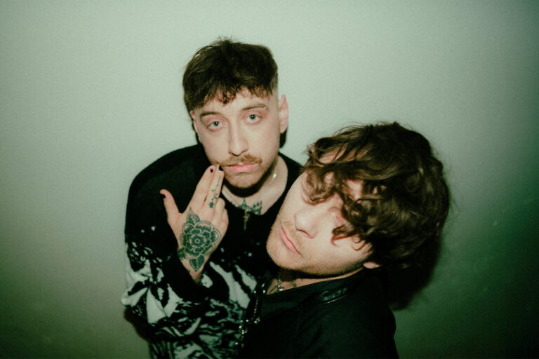 Tropic Gold put out new single and music video