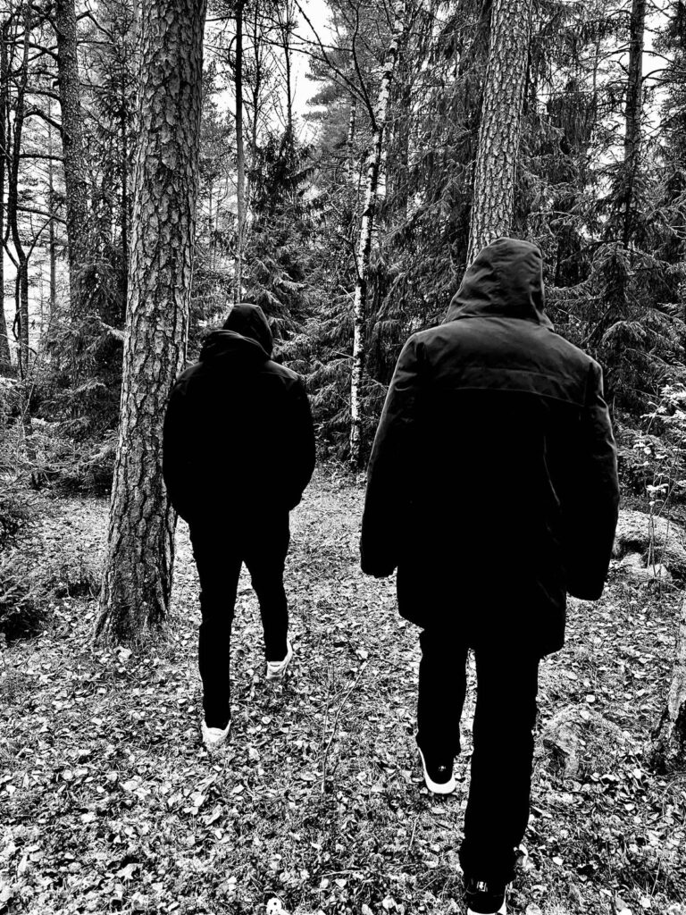 AUTUMN’S DAWN post new audio single
