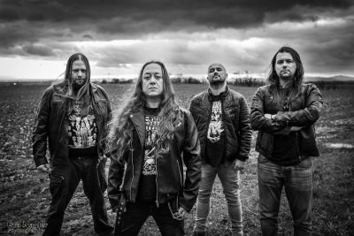 GRACELESS post new single and music video