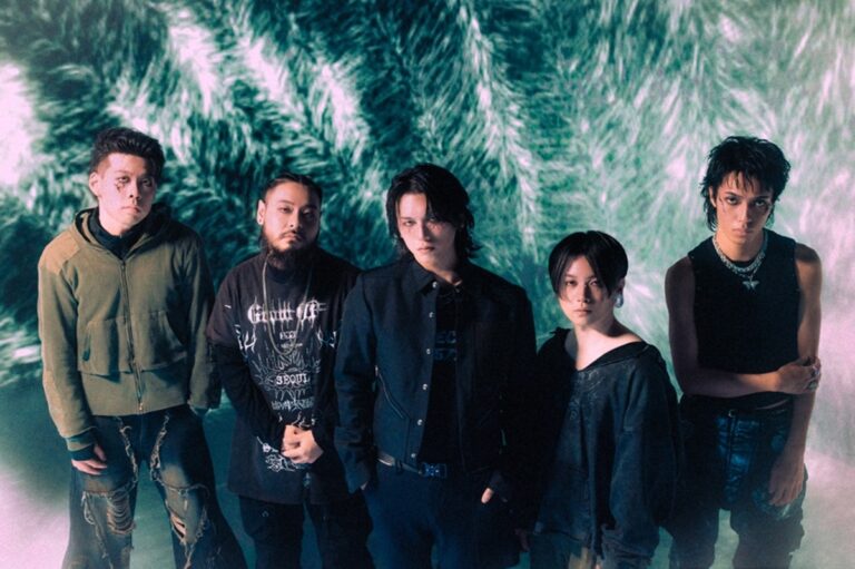 PROMPTS unveil new single and music video
