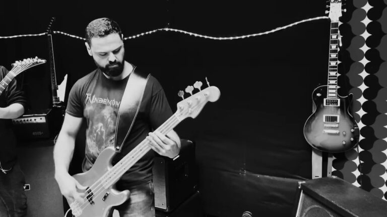 SKJORD premiere new single and music video