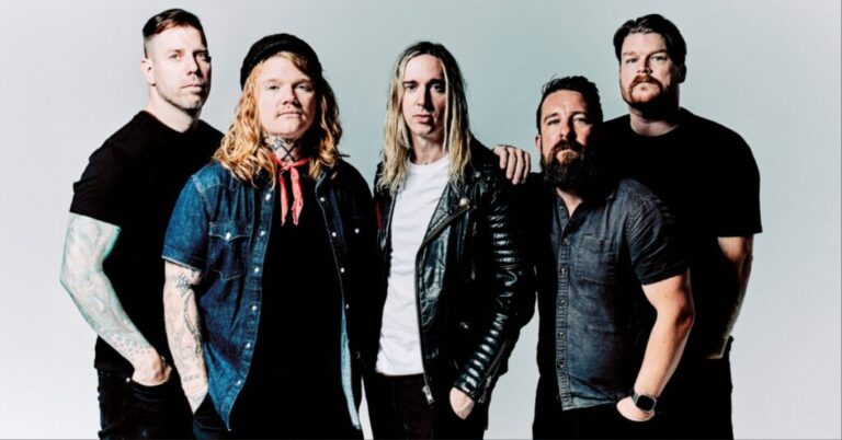 UNDEROATH release full album video Visualizer