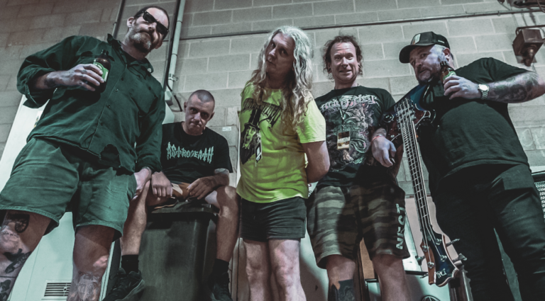 KING PARROT post new single and music video
