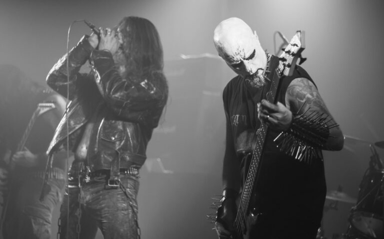 AURO unleash new audio single