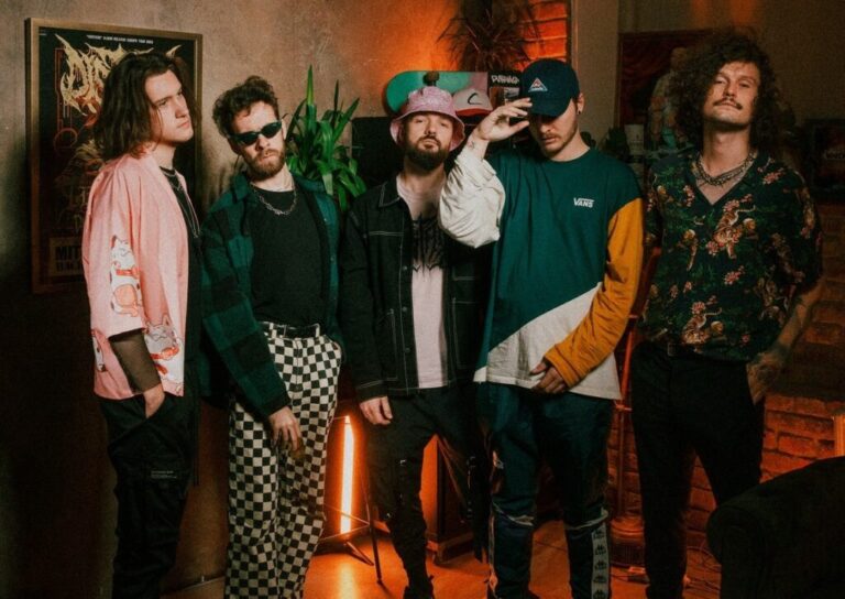 ABBIE FALLS deliver new single and music video