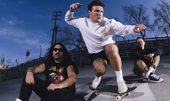 DRAIN debut new single and music video