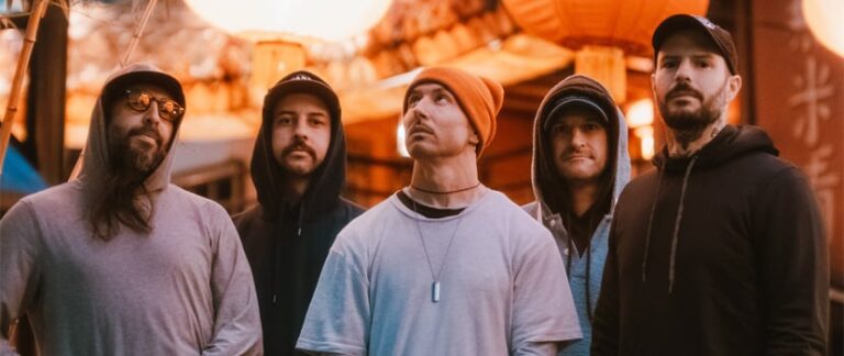 BETTER LOVERS debut new video visualizer